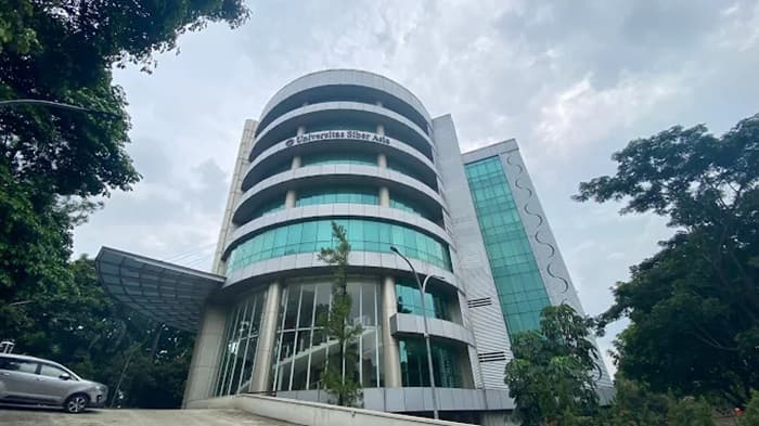 Universitas Siber
