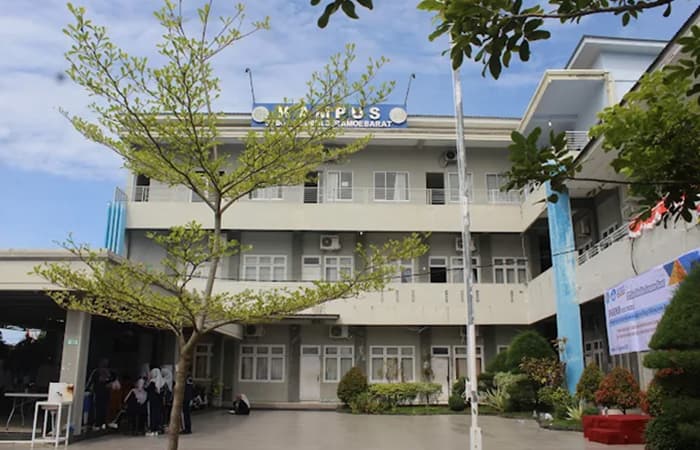 kampus kesehatan di Aceh