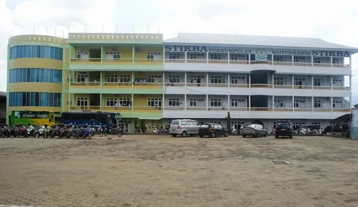 kampus kesehatan di jambi