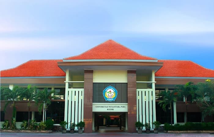 Kampus IT di Kediri