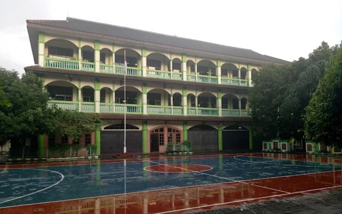 Universitas Yuppentek Indonesia